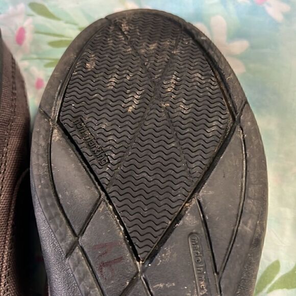 Crocs Walu Canvas Loafers Distressed - Picture 11 of 12